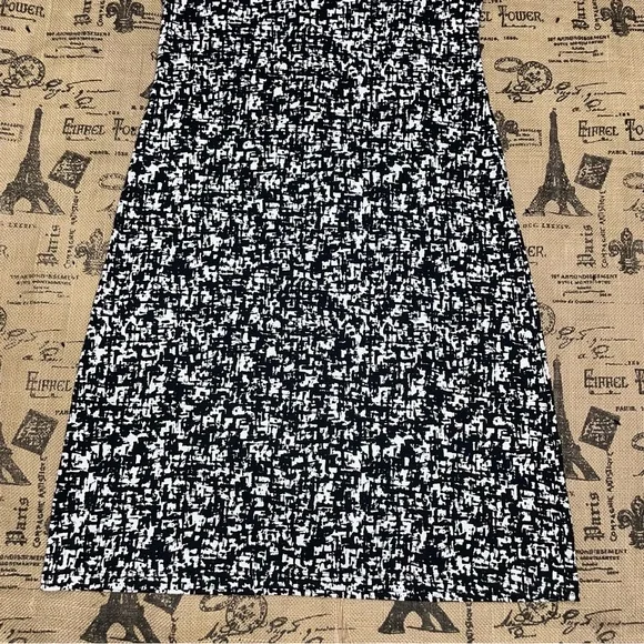 Rafaella NWOT! Black/White Print Tie Neck Sleeveless Dress Size S - Picture 2 of 14